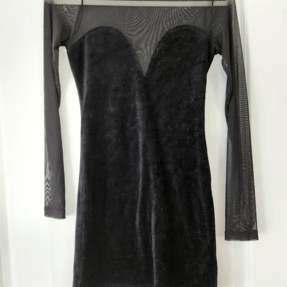 Vintage Black Velvet Long Sleeve Women's Dress with Mesh Sleeves - Picture 1 of 3